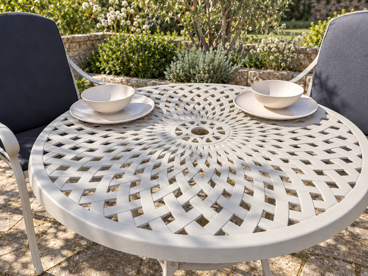 Windsor 90 • Premium Two-Seater Bistro Set