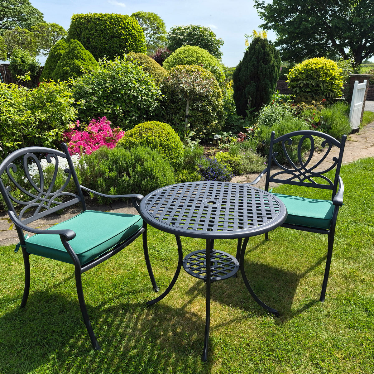 Mayfair 2-Seater Cast Aluminium Bistro Set
