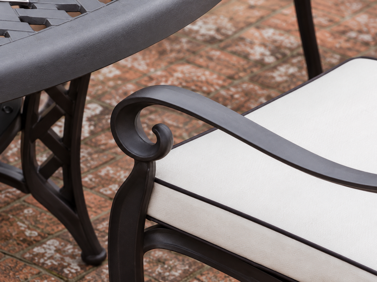 Blenheim 8-Seater Cast Aluminium Dining Set – Four Seasons Garden Furniture